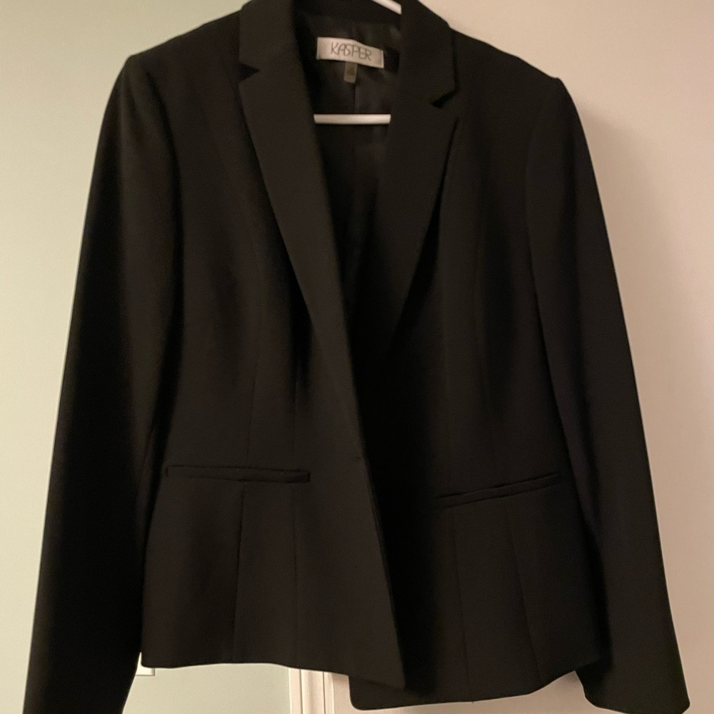 Crepe One-Button Blazer